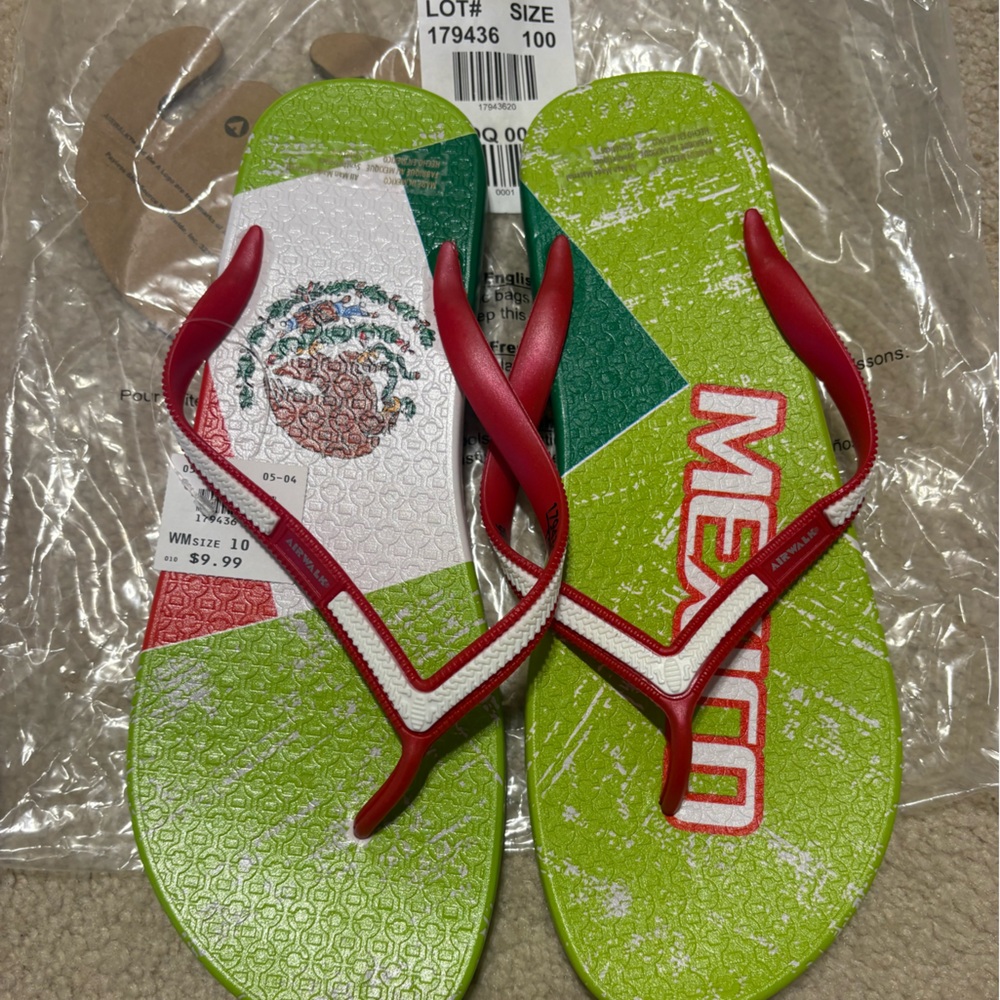 Airwalk Women’s Flip Flops with Red Straps and Mexican Flag